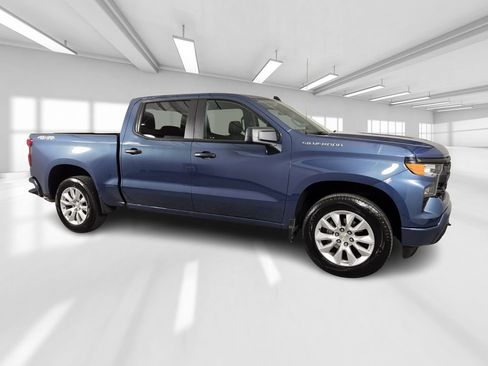 Used 2024 Chevrolet Silverado 1500 Custom image 9
