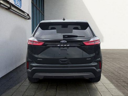 Certified 2023 Ford Edge SEL w/ Convenience Package AWD/4WD image 4