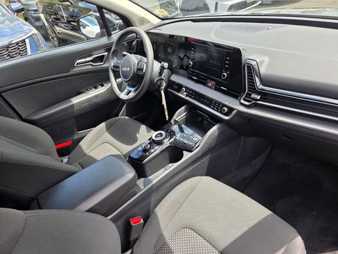 Used 2023 Kia Sportage LX AWD/4WD image 26