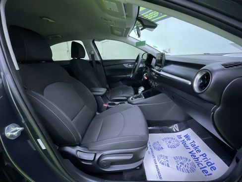 Used 2021 Kia Forte LXS image 27