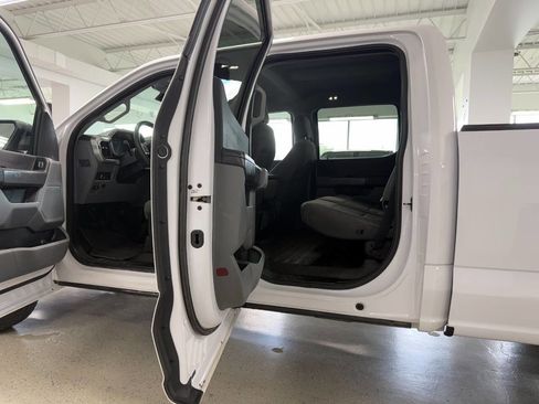 Used 2021 Ford F150 XLT AWD/4WD image 21