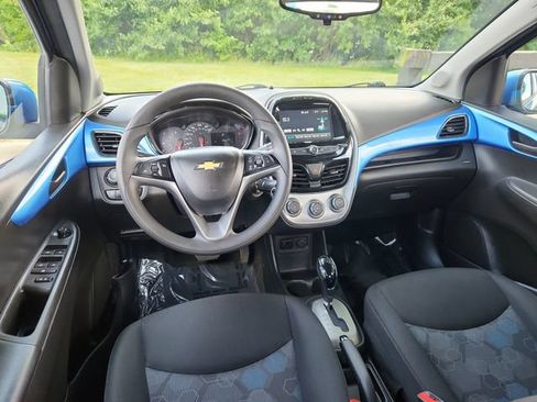 Used 2018 Chevrolet Spark LT FWD image 30