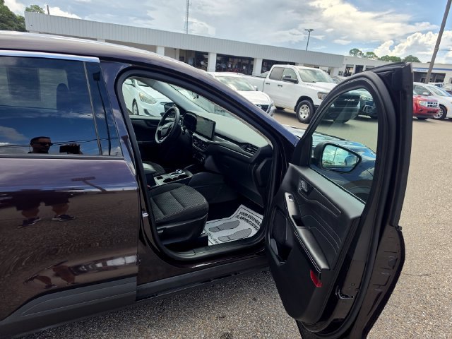 Used 2023 Ford Escape Active w/ Tech Pack #1 FWD image 13