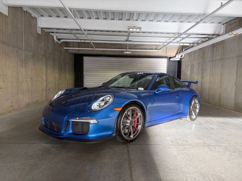 Used 2015 Porsche 911 GT3 RWD image 1
