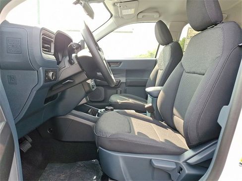 New 2025 Ford Maverick XL image 9