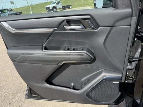 Used 2024 GMC Acadia Elevation image 49