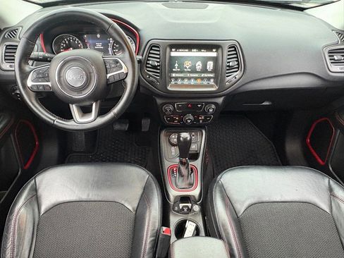 Used 2018 Jeep Compass Trailhawk w/ Navigation Group image 11