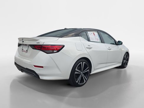 Certified 2023 Nissan Sentra SR w/ SR Premium Package FWD image 6