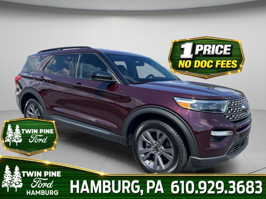 Used 2023 Ford Explorer XLT w/ Equipment Group 202A AWD/4WD image 1
