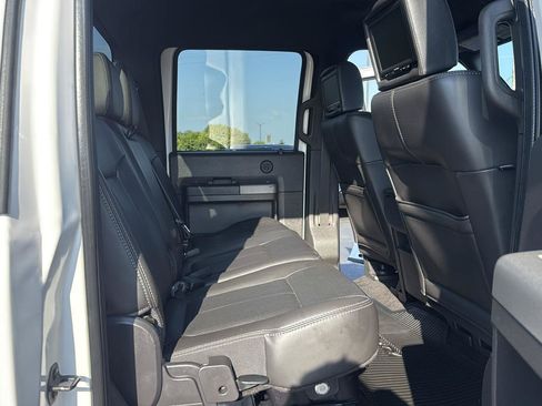 Used 2011 Ford F250 Lariat w/ Lariat Interior Pkg AWD/4WD image 37