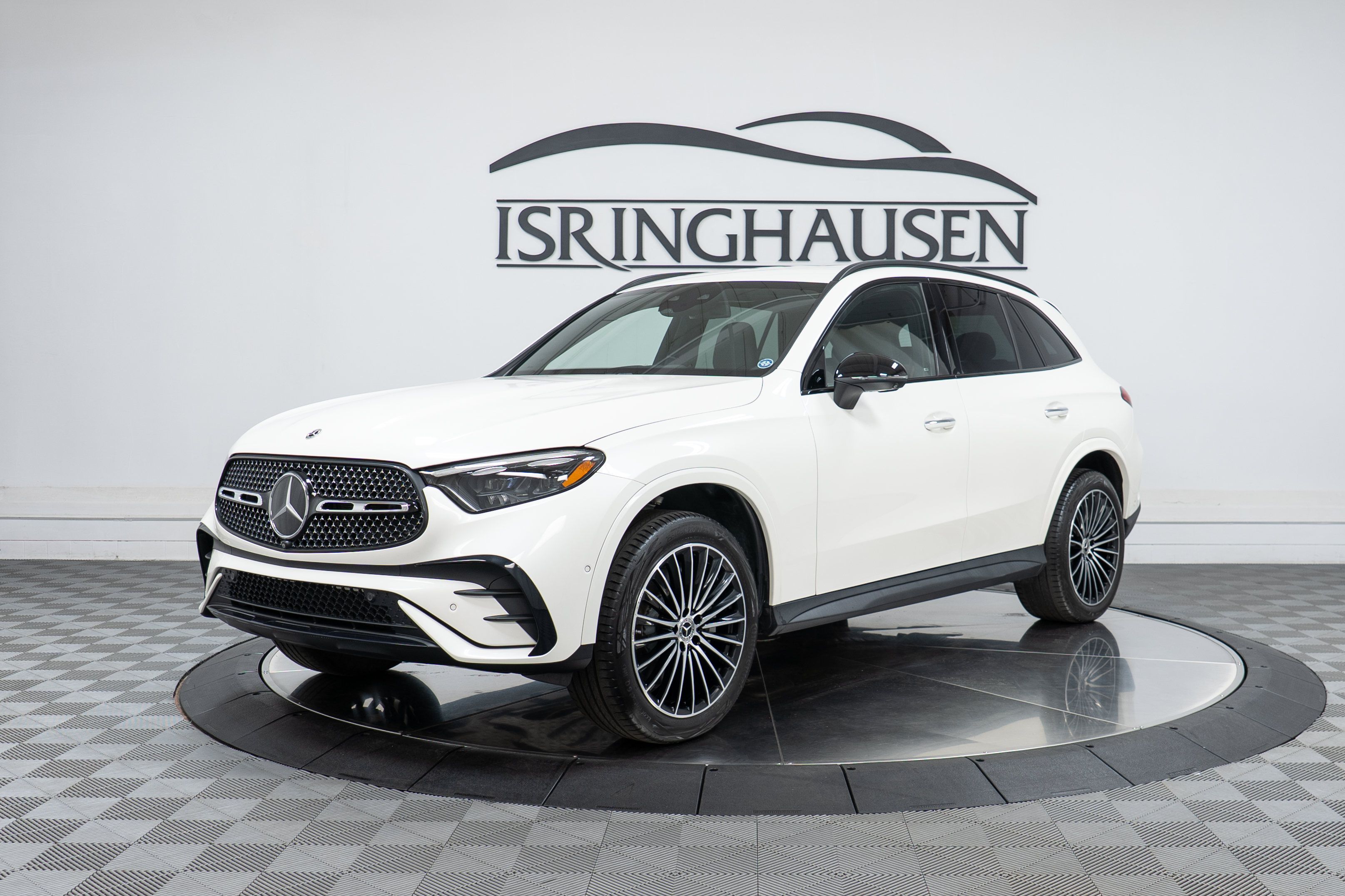 Used 2023 Mercedes-Benz GLC 300 4MATIC image 1