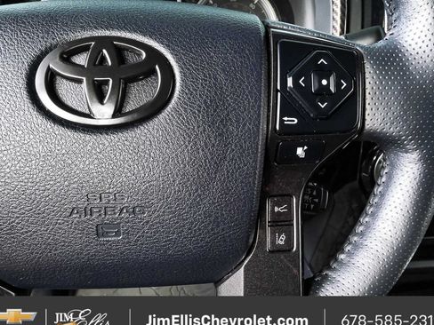 Used 2024 Toyota 4Runner TRD Off-Road Premium w/ Moonroof Package AWD/4WD image 11