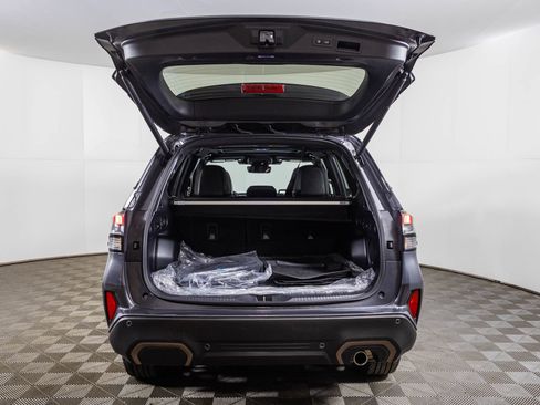 Used 2025 Subaru Forester Sport image 41