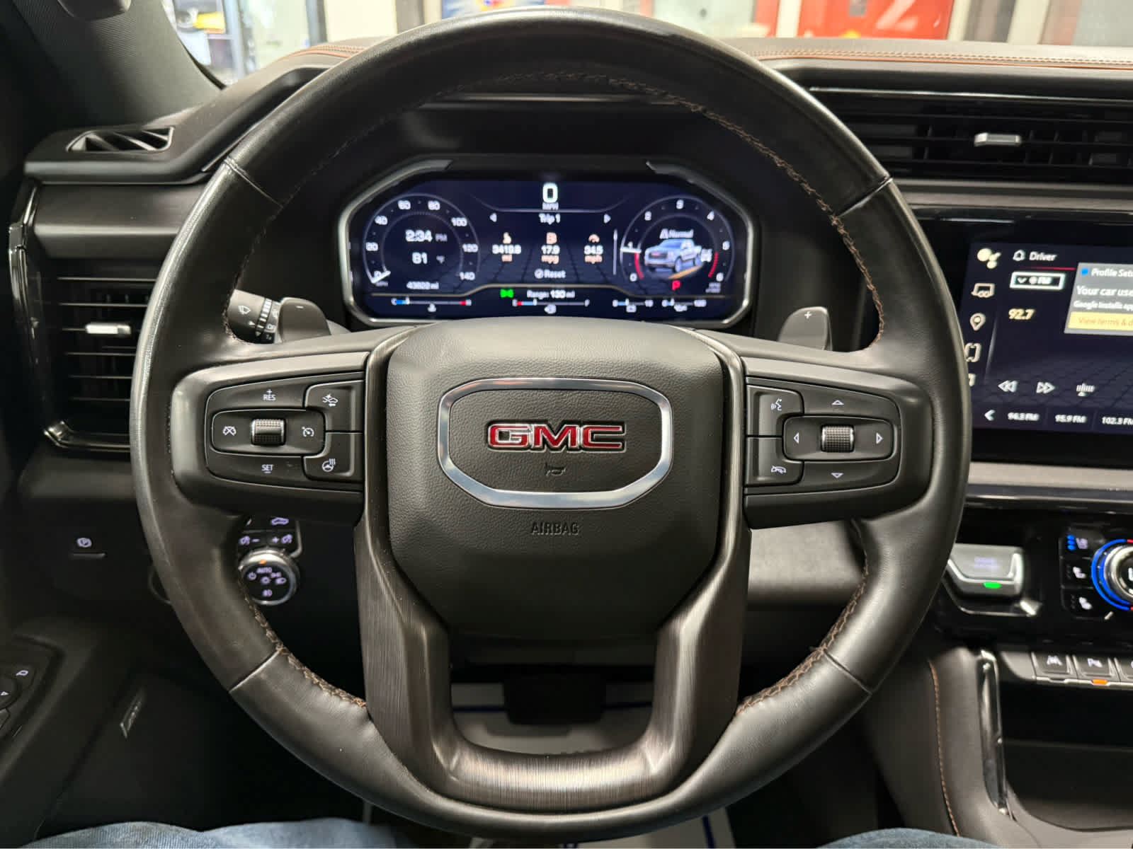 Used 2024 GMC Sierra 1500 AT4 w/ AT4 Preferred Package AWD/4WD image 32