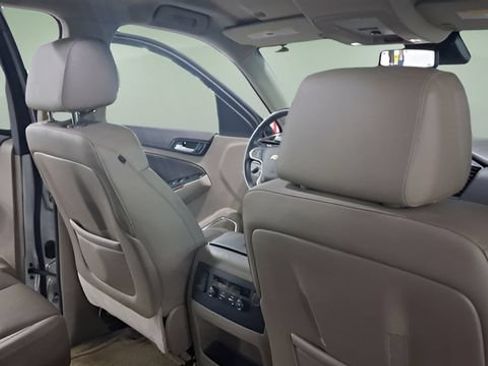 Used 2015 Chevrolet Suburban LTZ AWD/4WD image 15