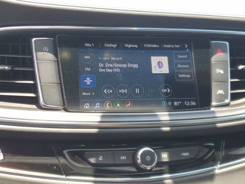 Used 2023 Buick Enclave Avenir FWD image 27