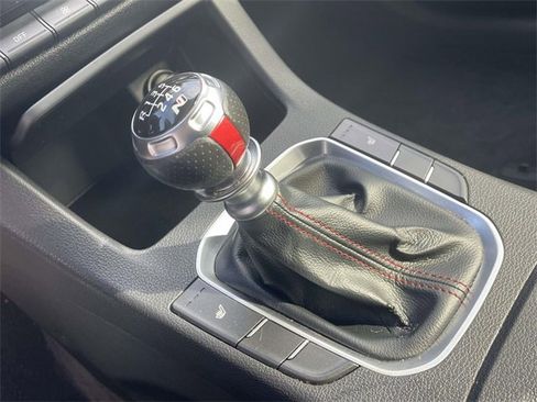 Used 2019 Hyundai Elantra GT N Line image 28