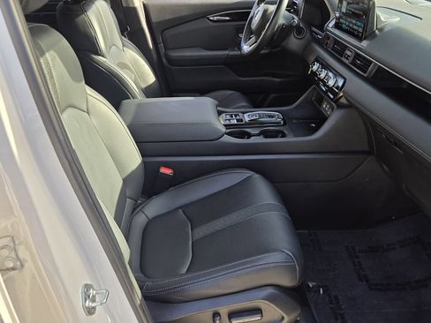Used 2023 Honda Pilot EX-L image 18