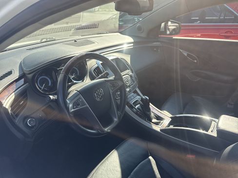 Used 2011 Buick LaCrosse CXS FWD image 8
