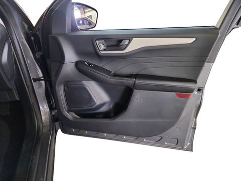 Used 2022 Ford Escape SE AWD/4WD image 24