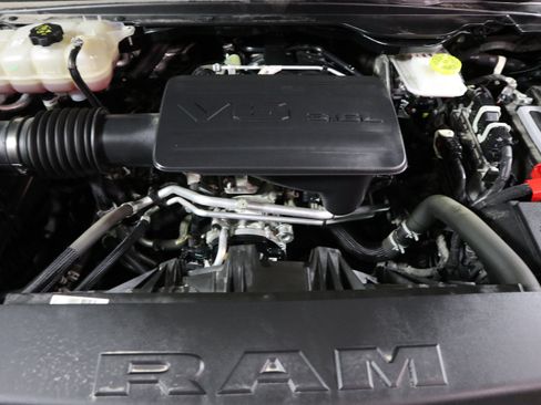 Used 2025 RAM 1500 Big Horn AWD/4WD image 10