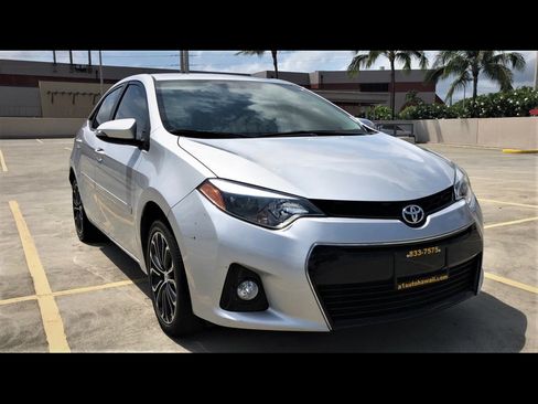 Used 2014 Toyota Corolla LE FWD image 2
