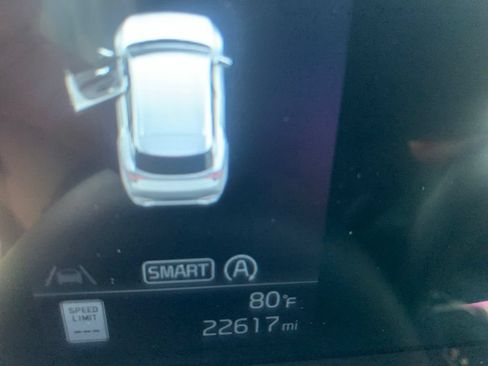 Used 2024 Kia Sportage EX AWD/4WD image 16