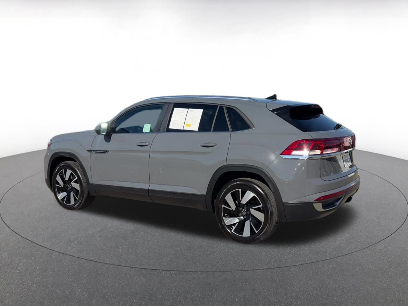 Used 2026 Volkswagen Atlas Cross Sport SE AWD/4WD image 9