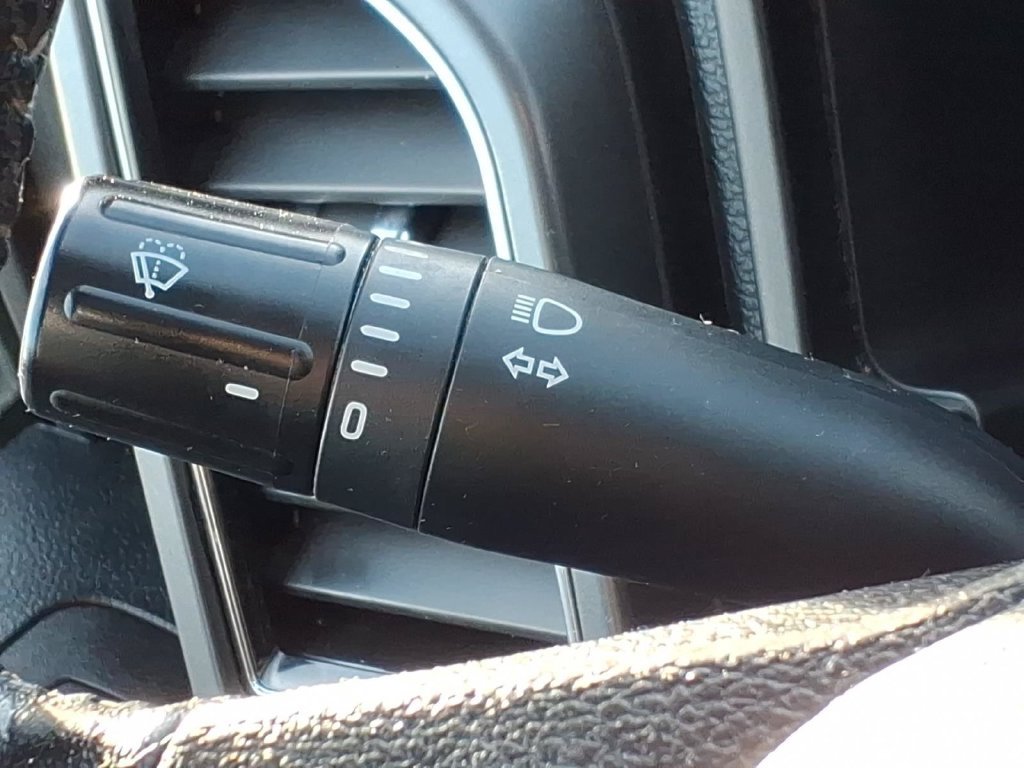 Used 2019 Ford F150 XLT w/ Equipment Group 302A Luxury AWD/4WD image 23