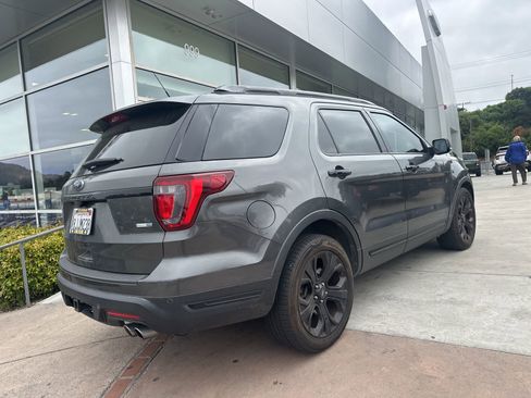 Used 2019 Ford Explorer Sport image 7