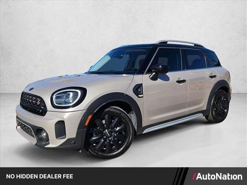 Used 2024 MINI Cooper Countryman S FWD image 1