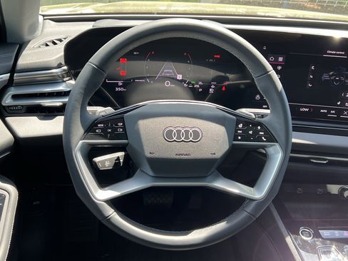 Used 2025 Audi A5 2.0T Premium Plus w/ Premium Plus image 18