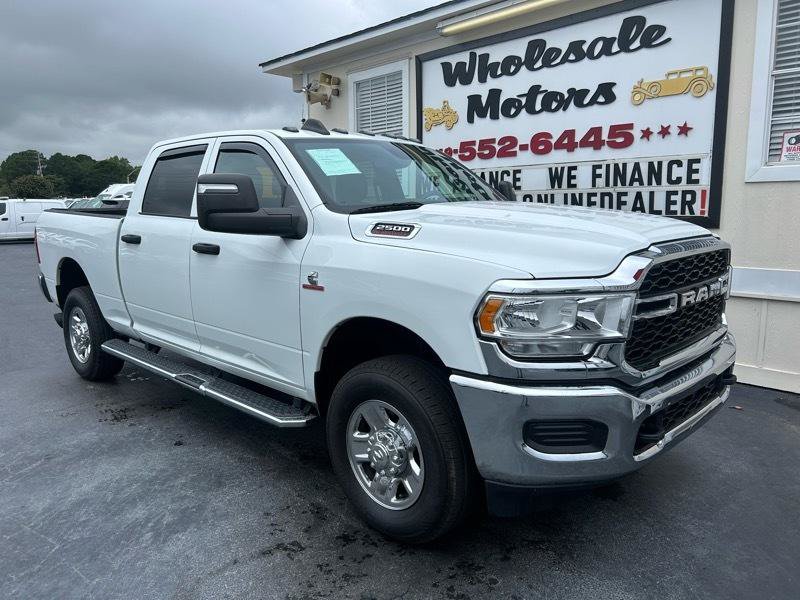 Used 2023 RAM 2500 Tradesman AWD/4WD image 2