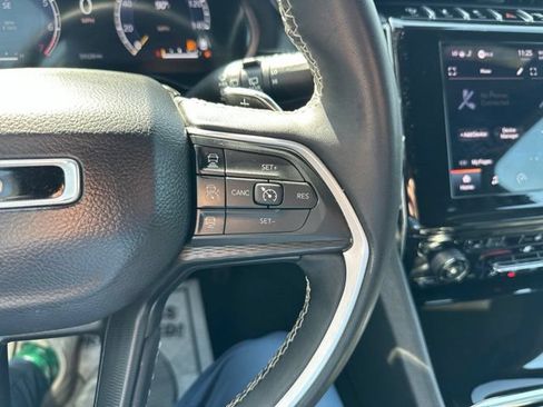 Certified 2024 Jeep Grand Cherokee Altitude AWD/4WD image 23