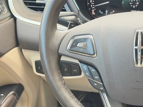 Used 2018 Lincoln MKC Reserve w/ Lincoln MKC Climate Package AWD/4WD image 29