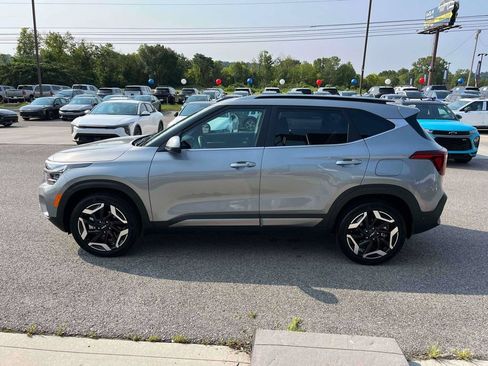 Used 2025 Kia Seltos SX AWD/4WD image 30