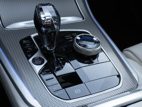 Certified 2022 BMW X5 xDrive40i w/ M Sport Package image 27