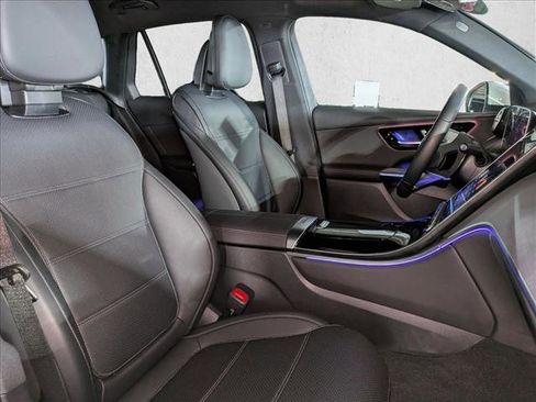 Certified 2025 Mercedes-Benz GLC 300 image 20