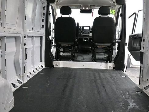 Used 2024 RAM ProMaster 2500 w/ Convenience Group FWD image 11