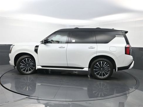 Used 2025 Nissan Armada Platinum Reserve image 49