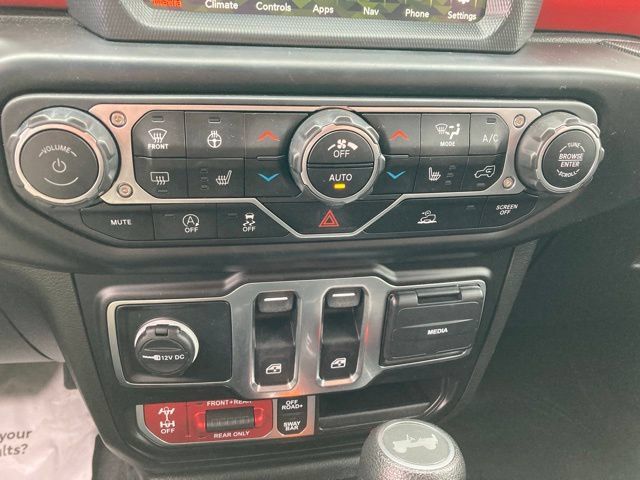 Used 2023 Jeep Wrangler Rubicon w/ Cold Weather Group AWD/4WD image 37