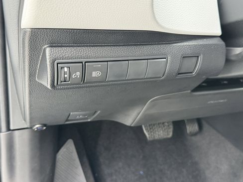 New 2026 Toyota Corolla SE image 17