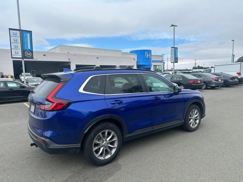 Used 2023 Honda CR-V EX-L image 3
