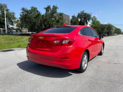 Used 2018 Chevrolet Cruze LT FWD image 7