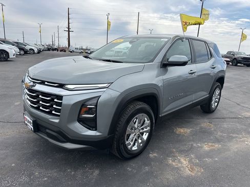 Used 2025 Chevrolet Equinox LT AWD/4WD image 15
