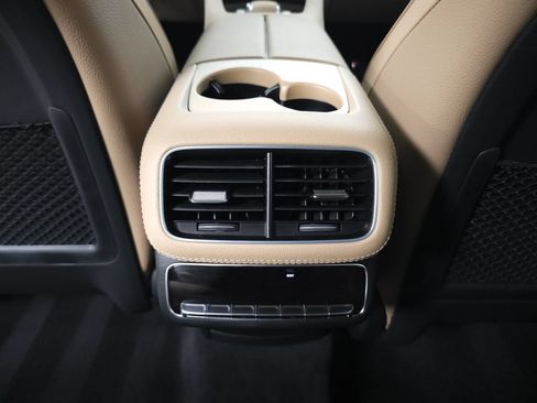 Used 2026 Mercedes-Benz GLS 580 4MATIC image 30