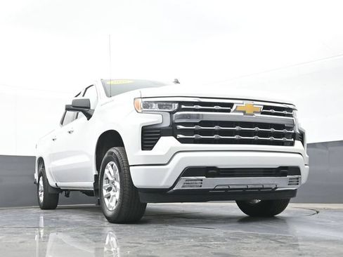 Used 2026 Chevrolet Silverado 1500 RST AWD/4WD image 56