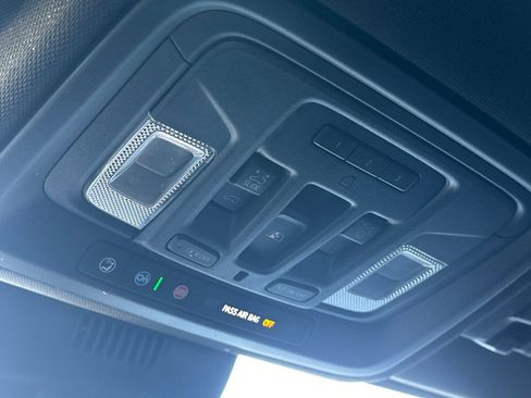 Used 2025 GMC Sierra 2500 AT4 w/ AT4 Premium Plus Package image 23