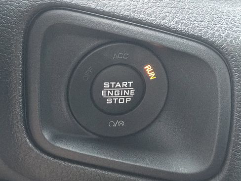 New 2025 Jeep Wrangler Sport S image 29