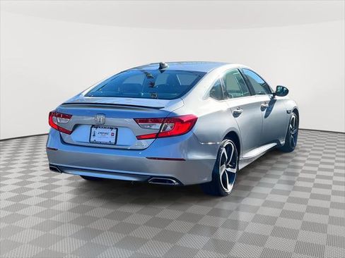 Used 2022 Honda Accord Sport image 4